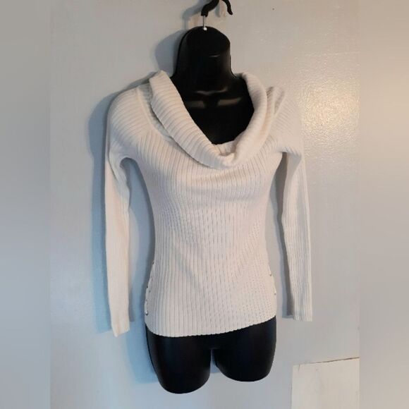 Derek Heart white ribbed lace up side sweater - Picture 1 of 4